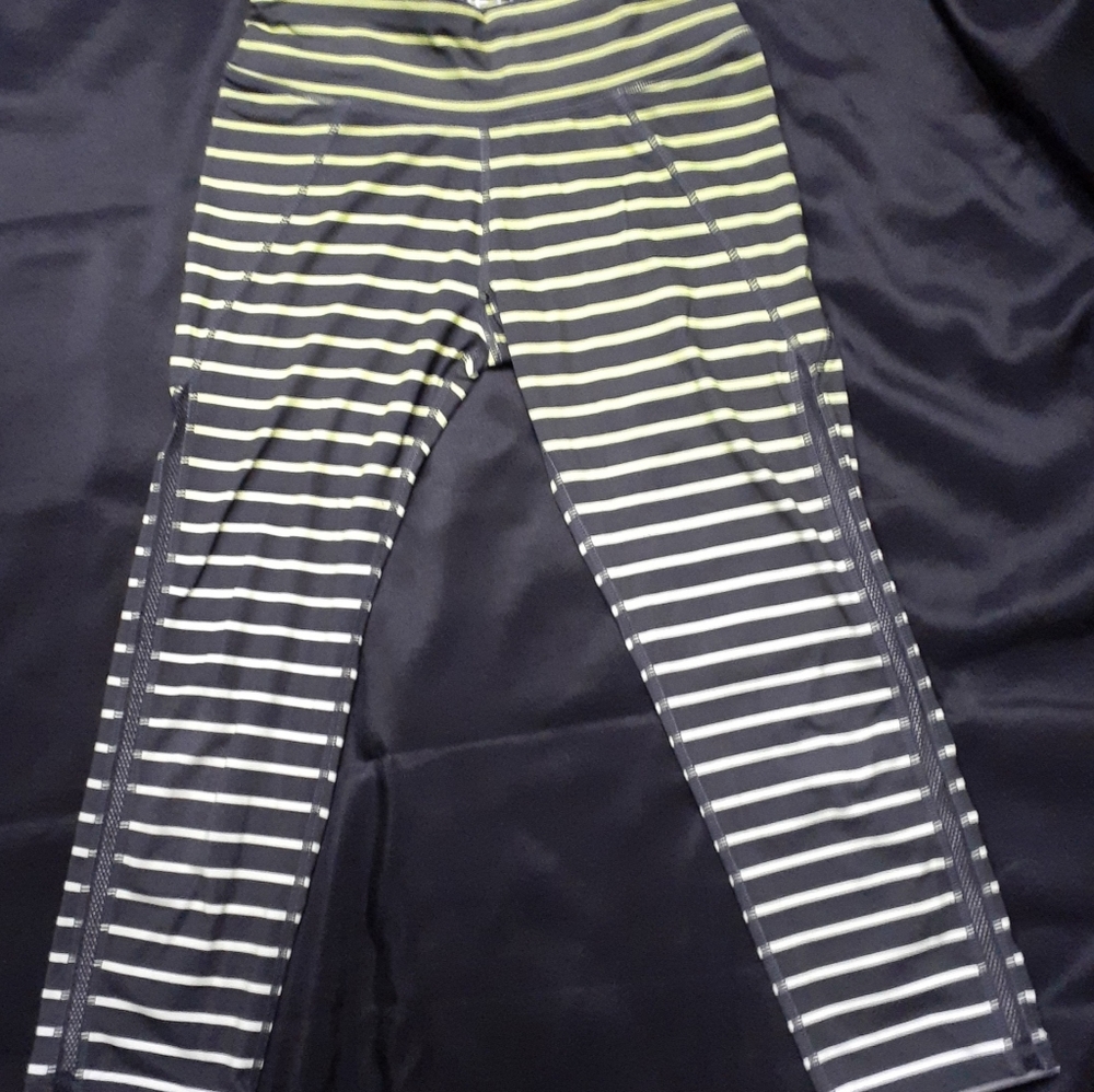 Betsey Johnson Performance Leggings